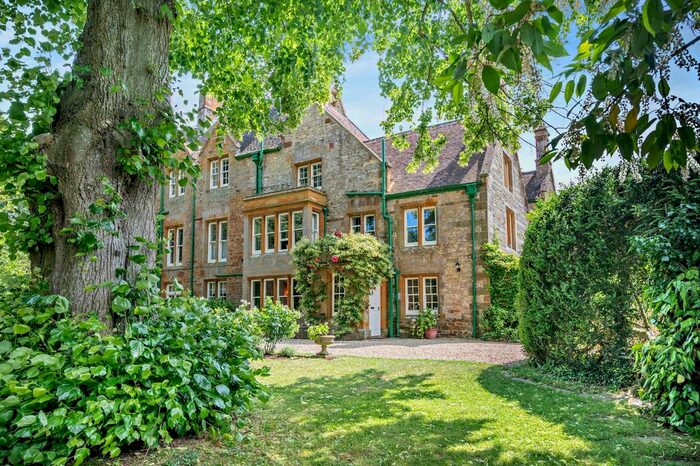 4 Bedroom Terraced House For Sale In The Manor, Moreton Pinkney, Daventry, Northamptonshire, NN11