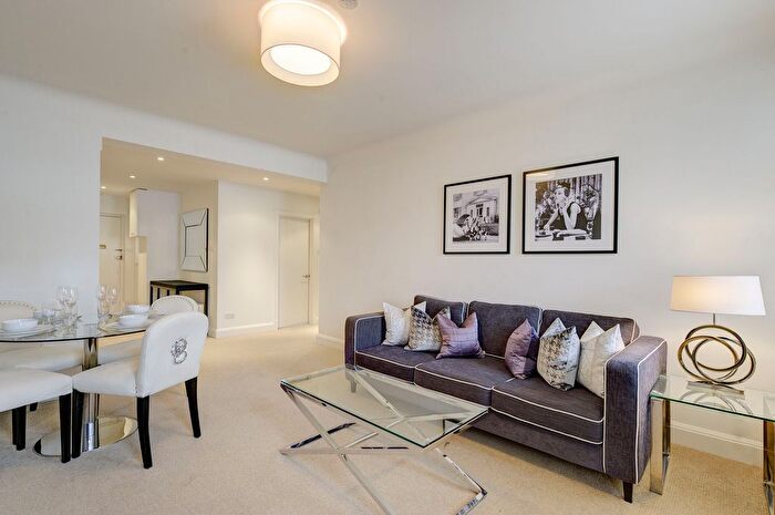 2 Bedroom Flat To Rent In Fulham Road, London, SW3