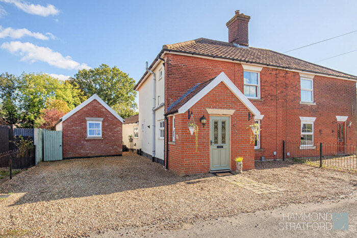 4 Bedroom Semi-Detached House For Sale In Mill Lane, Besthorpe, NR17