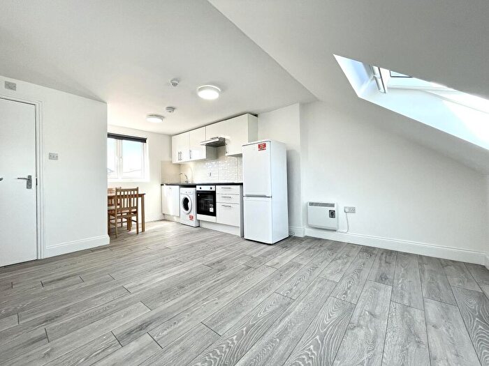 1 Bedroom Apartment To Rent In Downhills Park Road, London, N17