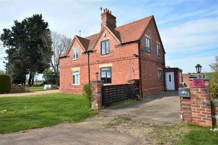 4 Bedroom Detached House For Sale In Grange Lane, Hough-On-The-Hill, Grantham, NG32