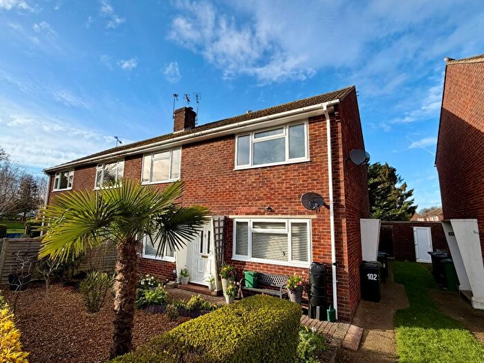 2 Bedroom Flat For Sale In Cranbourne, Basingstoke, RG21