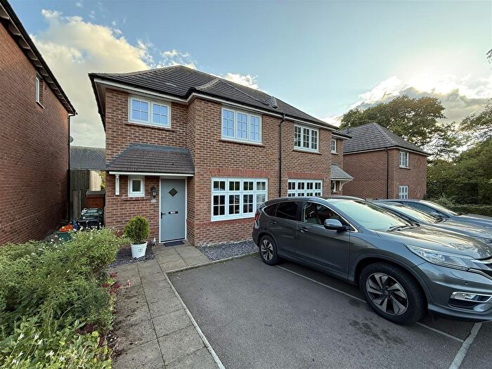 3 Bedroom Semi Detached House For Sale In Croome Close, Lydney, GL15