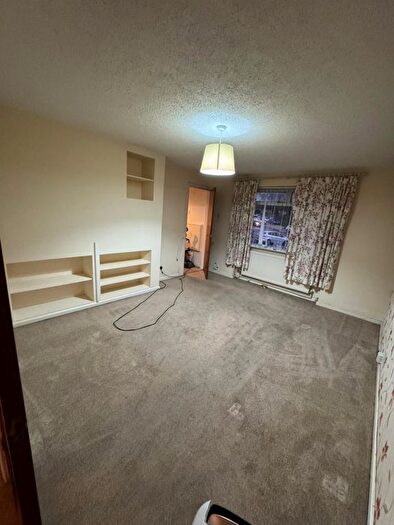 3 Bedroom Semi-Detached House To Rent In Jupiter Drive, Hemel Hempstead, HP2