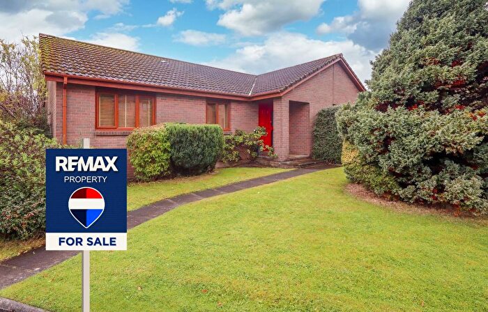 3 Bedroom Detached Bungalow For Sale In Herd Green, Deer Park, Livingston, EH54