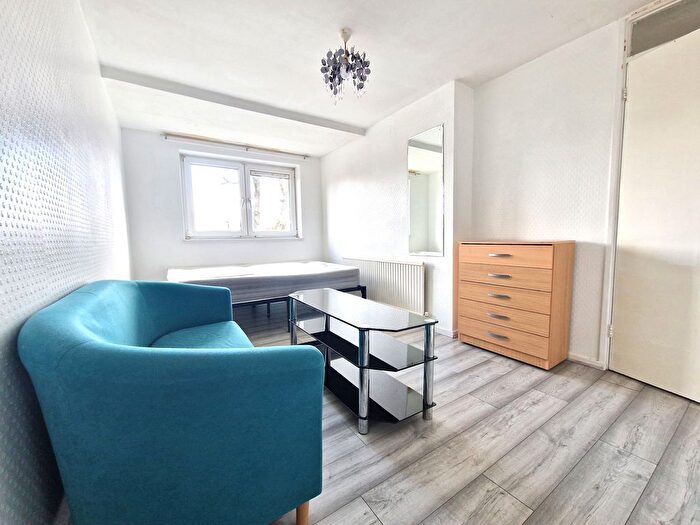 4 Bedroom Terraced House To Rent In Ivy Road, London, E16