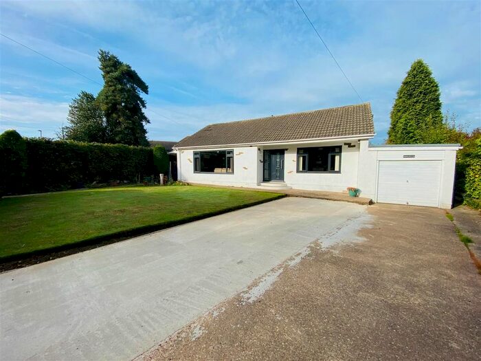 3 Bedroom Detached Bungalow For Sale In High Eggborough Lane, Eggborough, Goole, DN14