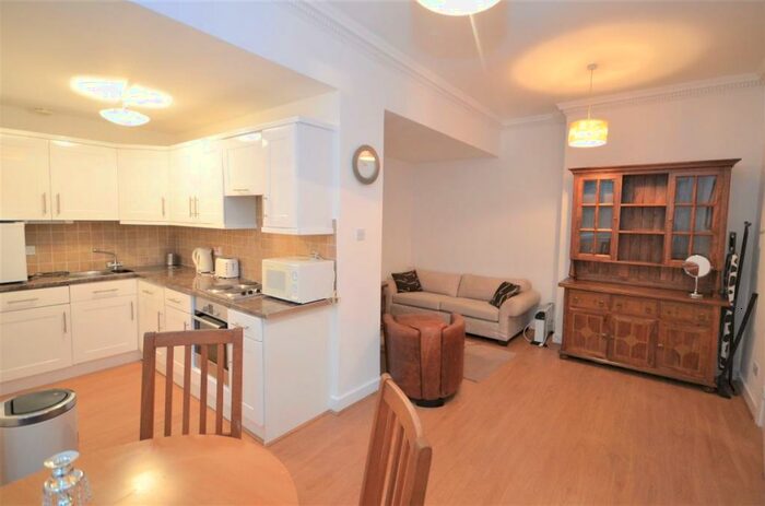 1 Bedroom Flat To Rent In Hanover Gate Mansions, Park Road, NW1