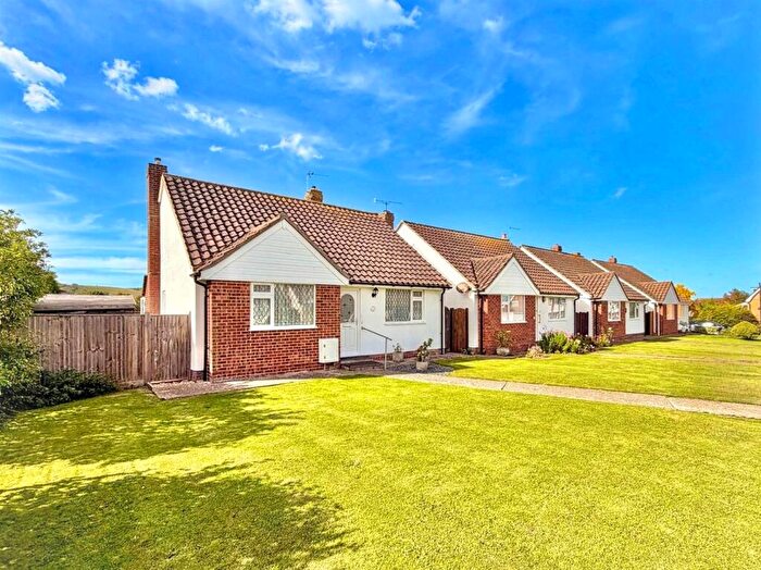 2 Bedroom Detached Bungalow For Sale In Went Hill Gardens, Eastbourne, BN22