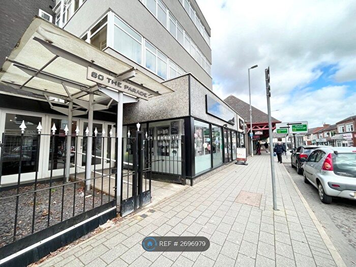 2 Bedroom Flat To Rent In The Parade, Oadby, Leicester, LE2