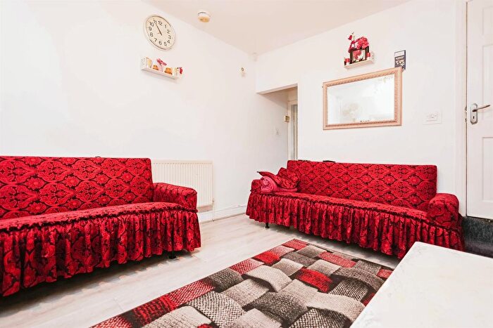 3 Bedroom Terraced House For Sale In Pretoria Road, Bordesley Green, Birmingham, B9