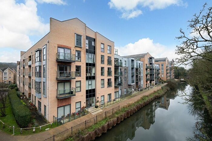 1 Bedroom Apartment For Sale In Harrison House, Nash Mills Wharf, Hemel Hempstead, Hertfordshire, HP3