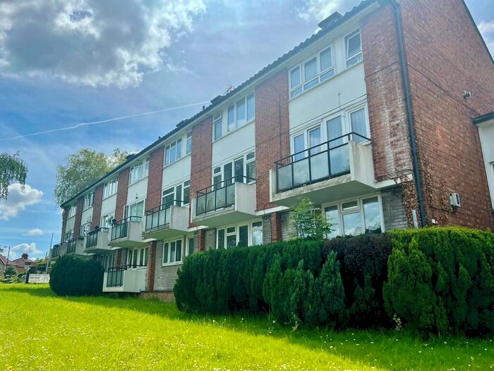 1 Bedroom Flat To Rent In Marsh Road, Pinner, HA5