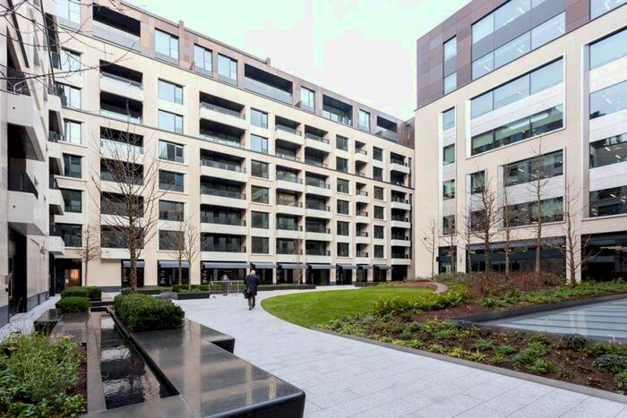1 Bedroom Flat To Rent In Rathbone Place, Fitzrovia, London, W1T