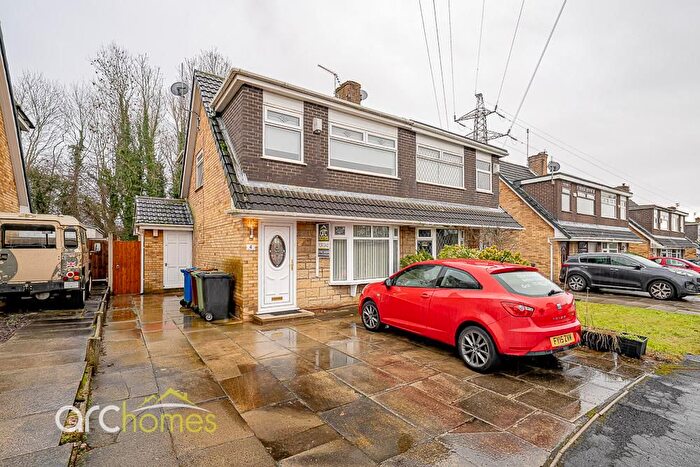 3 Bedroom Semi Detached House For Sale In Telford Street, Atherton, Manchester, M46