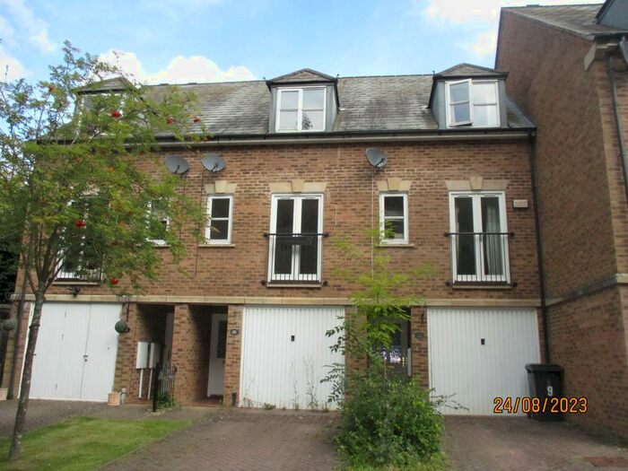 3 Bedroom Terraced House To Rent In Old School Mews, Uppingham, LE15