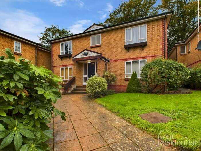 Flat To Rent In Victoria Court, Victoria Street Maidstone, ME16