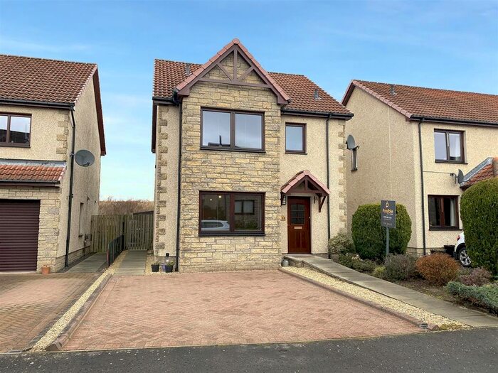 3 Bedroom Detached House For Sale In Sutherland Crescent, Abernethy, Perth, PH2