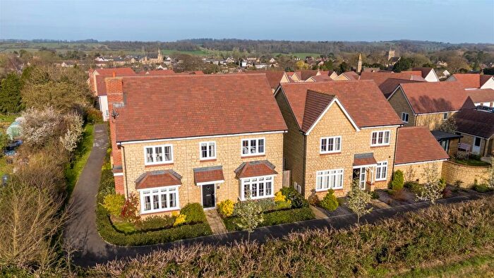 5 Bedroom Detached House For Sale In Hanover View, Milborne Port, Sherborne, DT9