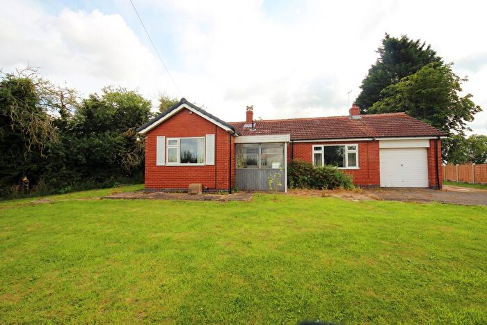 2 Bedroom Bungalow To Rent In Main Street Sutton On Derwent, York, YO41