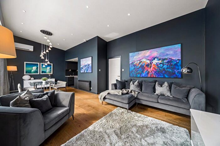 2 Bedroom Penthouse For Sale In Stobcross Street, Finnieston, Glasgow, G3