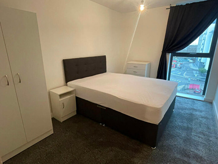 2 Bedroom Apartment To Rent In Bury Street, Salford, M3