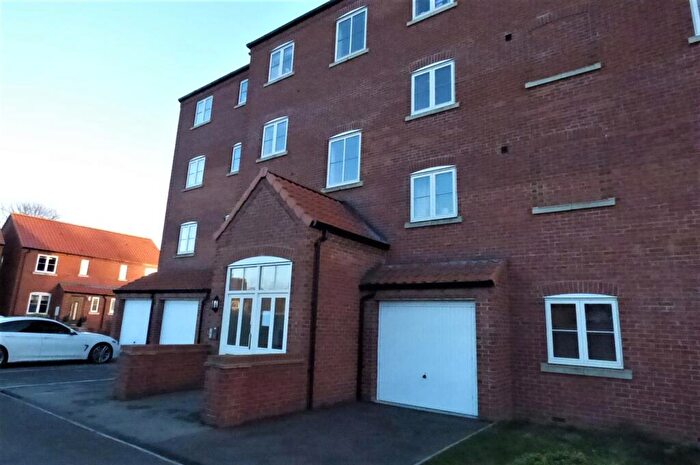 2 Bedroom Apartment To Rent In Canal Close, Louth, LN11