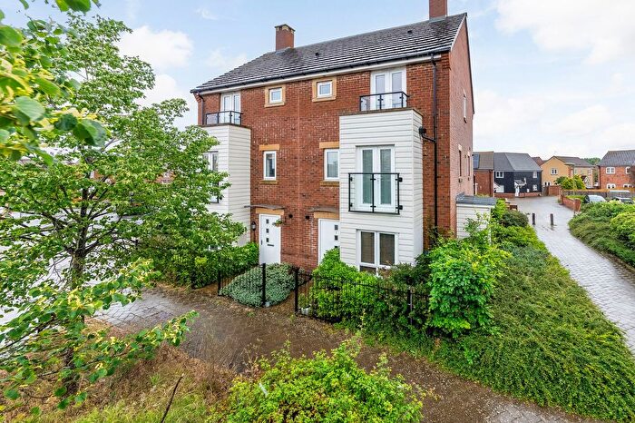 1 Bedroom Flat For Sale In Blackthorn Road, Didcot, OX11
