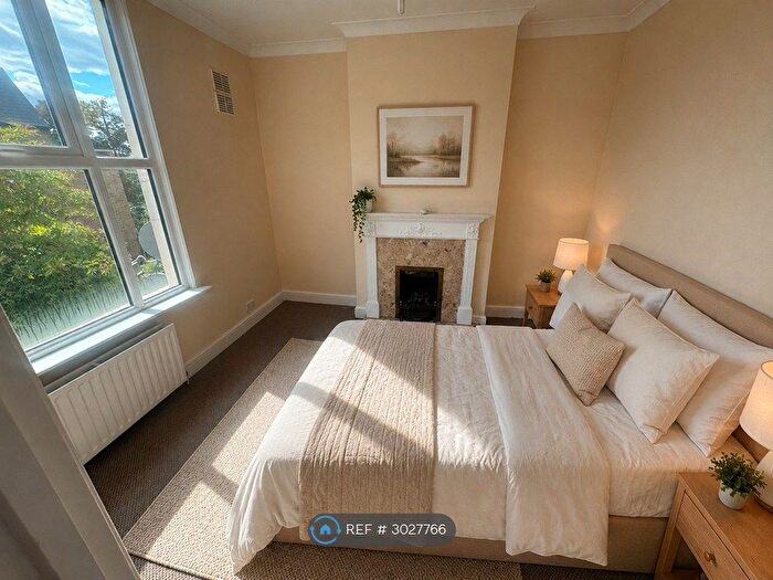1 Bedroom Flat To Rent In Elmcourt Road, London, SE27