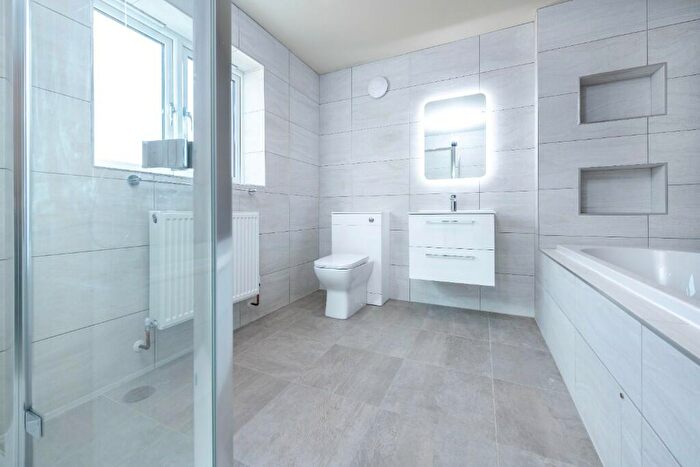 3 Bedroom Detached House For Sale In Main Street, Baston, PE6