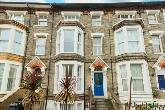 1 Bedroom Flat To Rent In St Aubyns Road, Upper Norwood, London, SE19