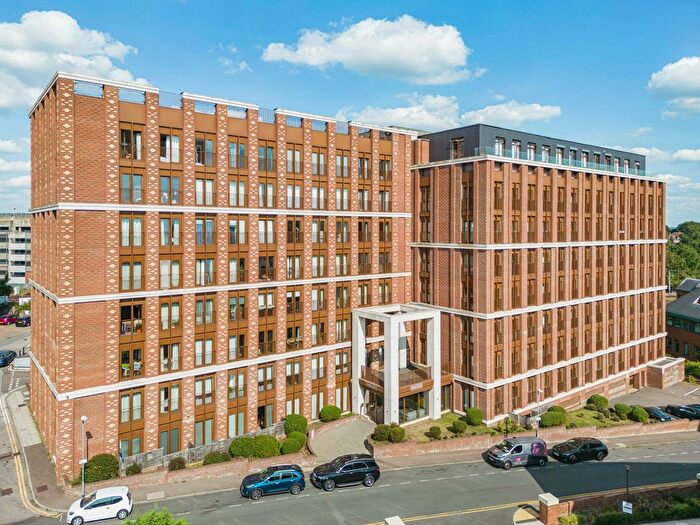 1 Bedroom Flat For Sale In Grosvenor Road, St Albans, AL1