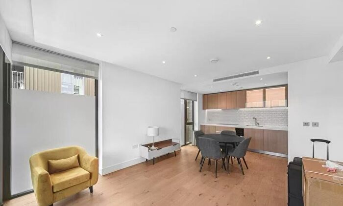 2 Bedroom Flat For Sale In Radley House, Powd, Battersea Park, SW11