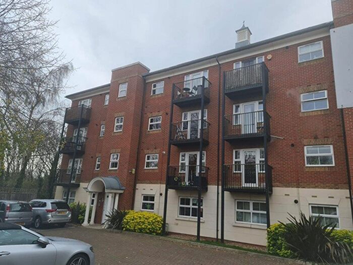 2 Bedroom Flat To Rent In Gilson Place Coppetts Road, Muswell Hill, N10