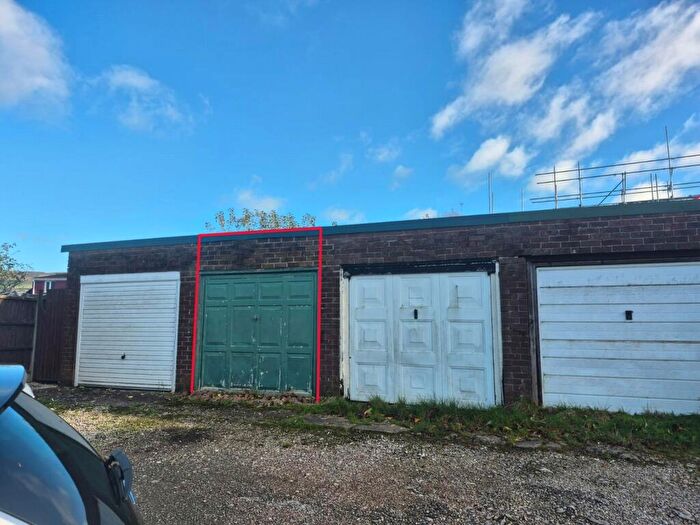 Garage / Parking For Sale In Garage On Dacres Avenue, Greenfield, Oldham, OL3