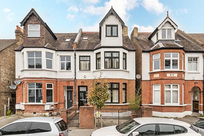 5 Bedroom Semi-Detached House For Sale In Norbury Court Road, London, SW16