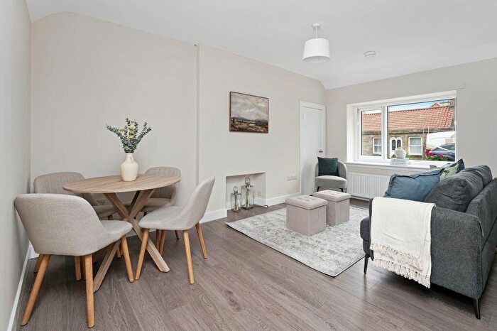 3 Bedroom Terraced House For Sale In Main Street, Pathhead, EH37