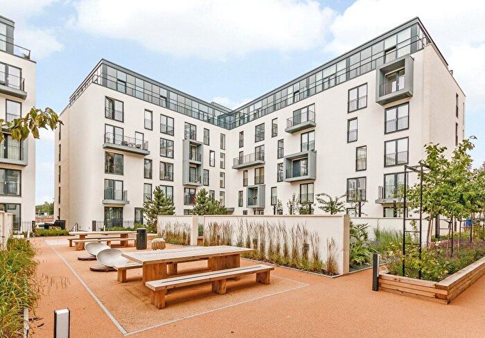 2 Bedroom Apartment To Rent In Midland Road, Bath, BA2
