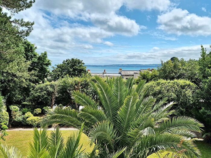 2 Bedroom Flat For Sale In Meadfoot, Torquay, TQ1
