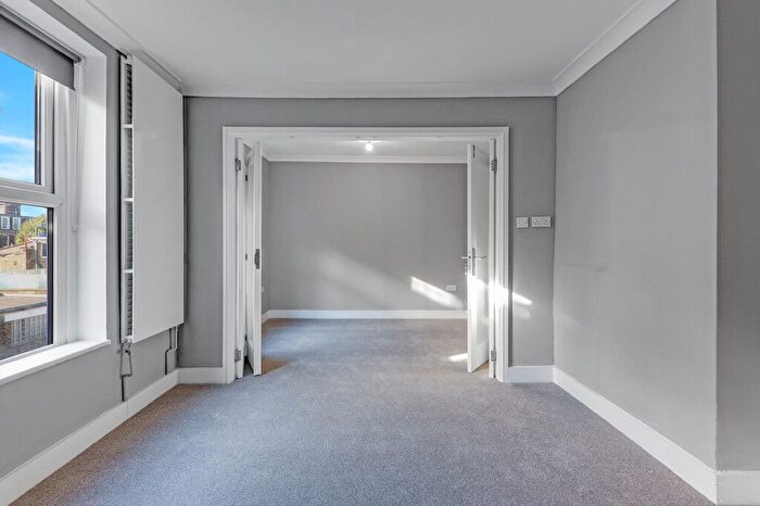 1 Bedroom Flat To Rent In Brighton Terrace, London, SW9