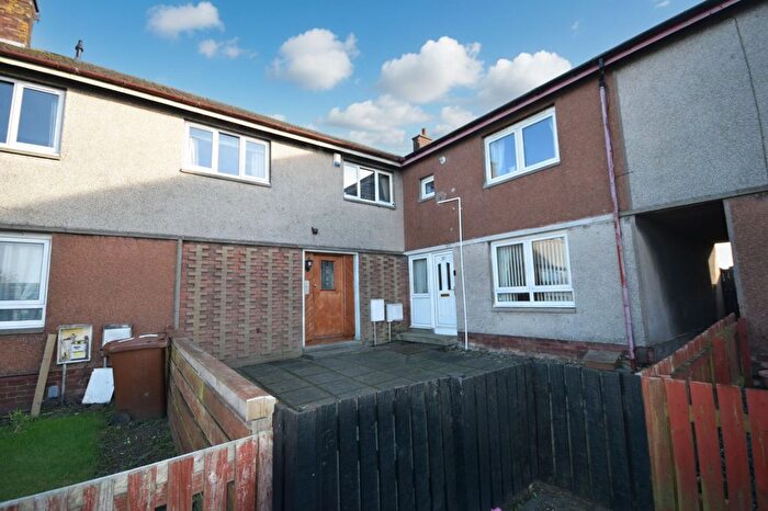 2 Bedroom Flat For Sale In Lady Nina Square, Coaltown, KY7