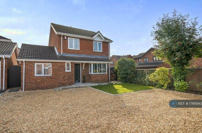 4 Bedroom Detached House To Rent In The Silver Birches, Kempston, Bedford, MK42