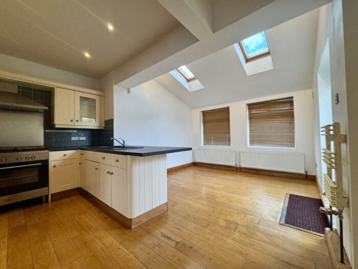3 Bedroom Semi-Detached House To Rent In Hartopp Close, Sheffield, South Yorkshire, S2