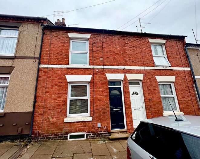 3 Bedroom Terraced House To Rent In Northcote Street, Semilong, Northampton, NN2