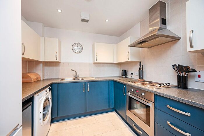 2 Bedroom Flat For Sale In Tramway Court, Candle Street, London, Stepney, London, E1