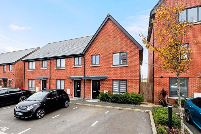 3 Bedroom Terraced House For Sale In Blunden Drive, Folkestone, CT20