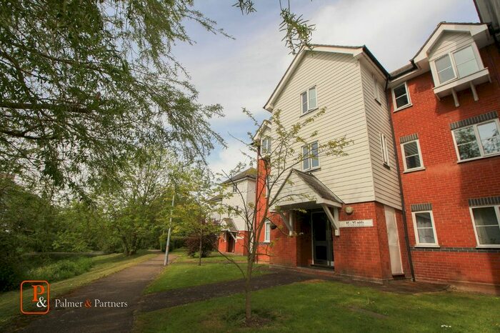 2 Bedroom Garage / Parking To Rent In Victoria Chase, Colchester, Essex, CO1