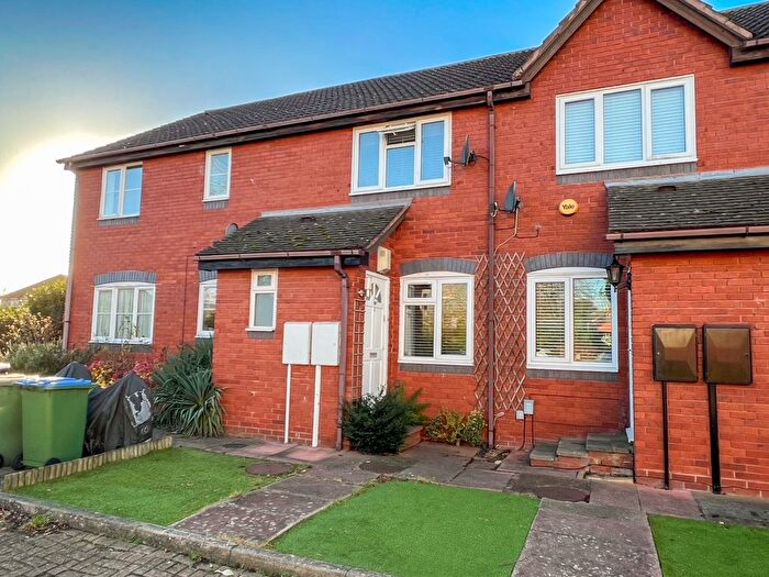 2 Bedroom Terraced House For Sale In Cambridge Road, West Molesey, KT8