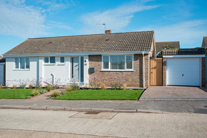 2 Bedroom Bungalow For Sale In Dorset Close, Whitstable, CT5
