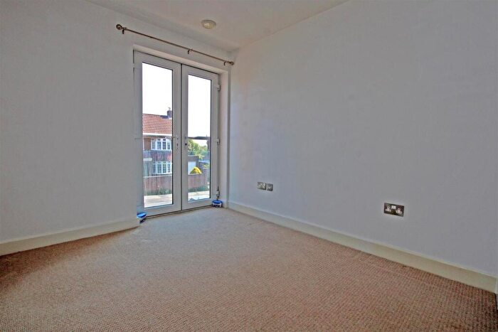 2 Bedroom Apartment To Rent In The Gables, Plains Road, Mapperley, Nottingham, NG3